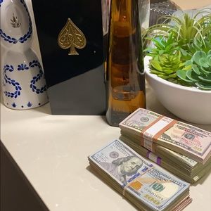 Meet your Posher, Anthony